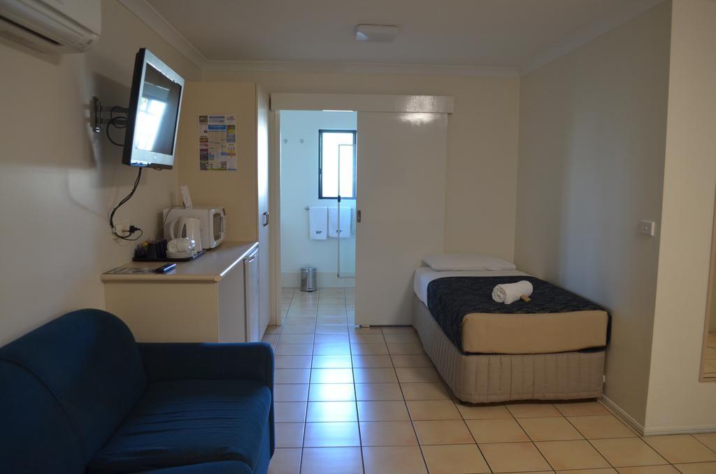 Rockhampton Palms Motor Inn Экстерьер фото