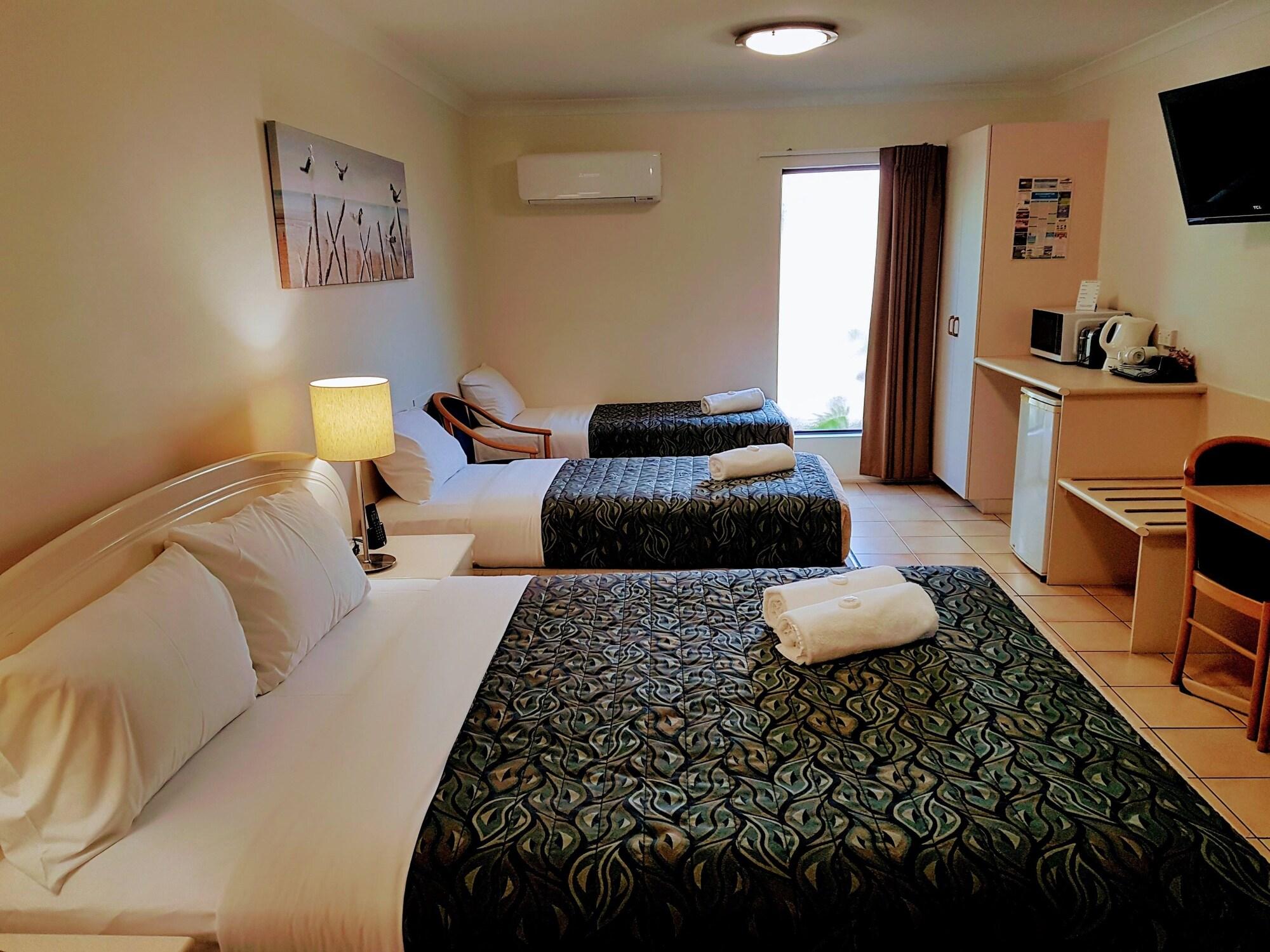 Rockhampton Palms Motor Inn Экстерьер фото