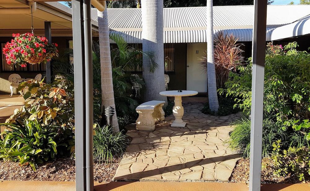 Rockhampton Palms Motor Inn Экстерьер фото
