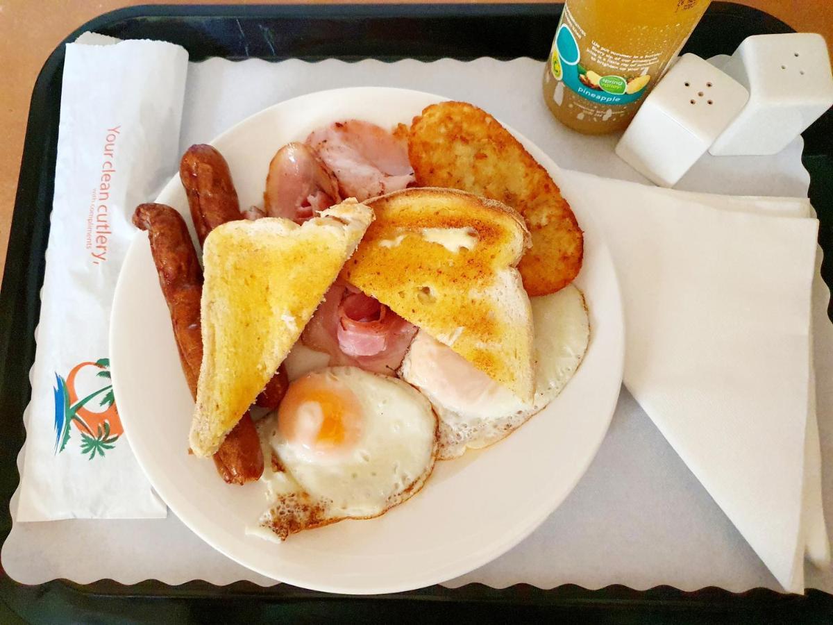 Rockhampton Palms Motor Inn Экстерьер фото