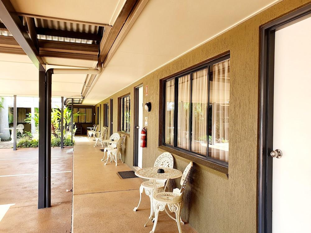 Rockhampton Palms Motor Inn Экстерьер фото