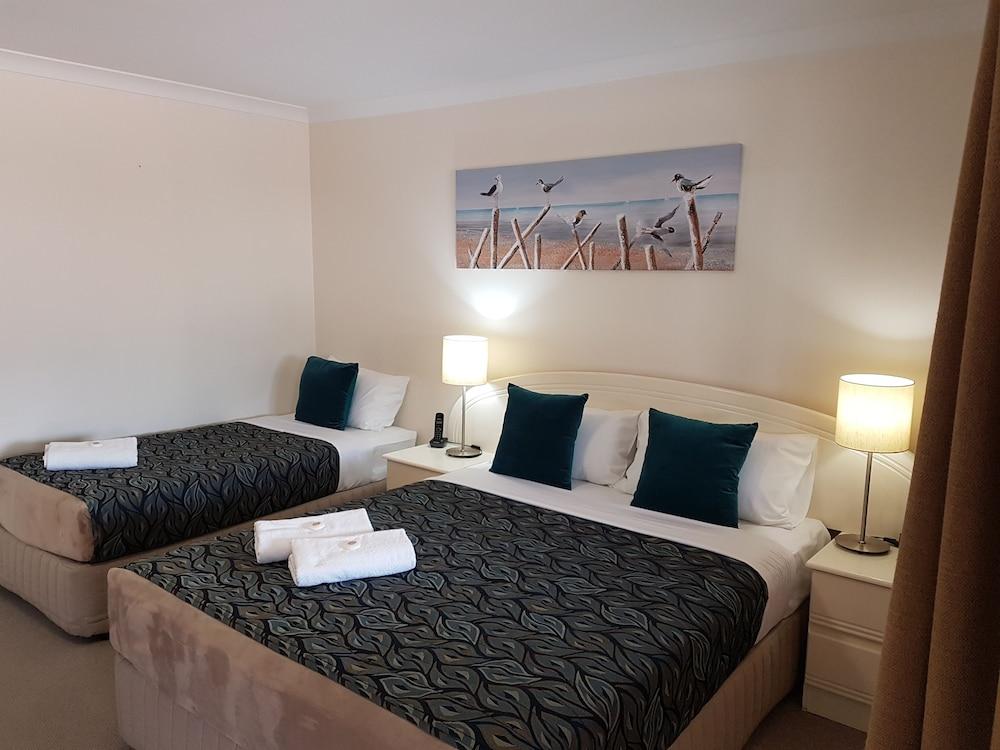 Rockhampton Palms Motor Inn Экстерьер фото