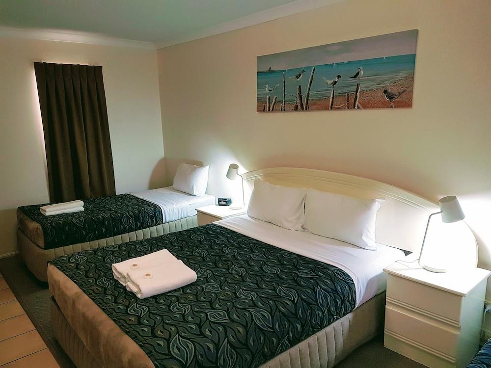 Rockhampton Palms Motor Inn Экстерьер фото