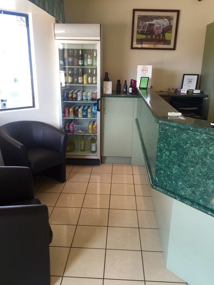 Rockhampton Palms Motor Inn Экстерьер фото