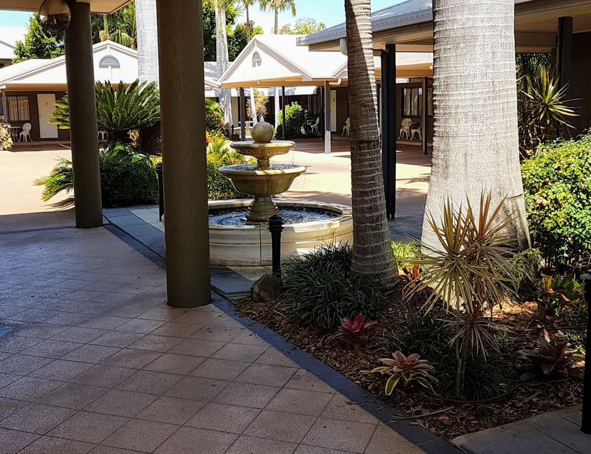 Rockhampton Palms Motor Inn Экстерьер фото