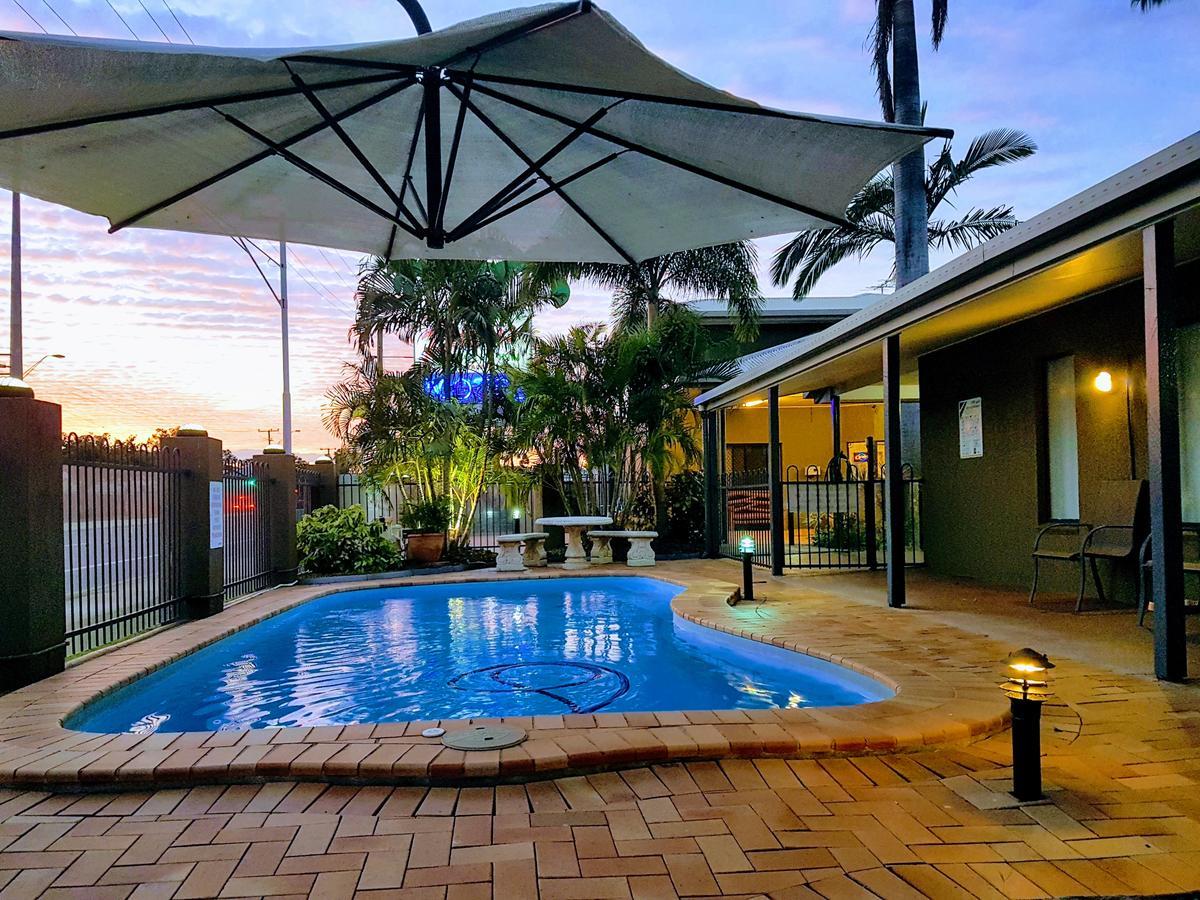Rockhampton Palms Motor Inn Экстерьер фото